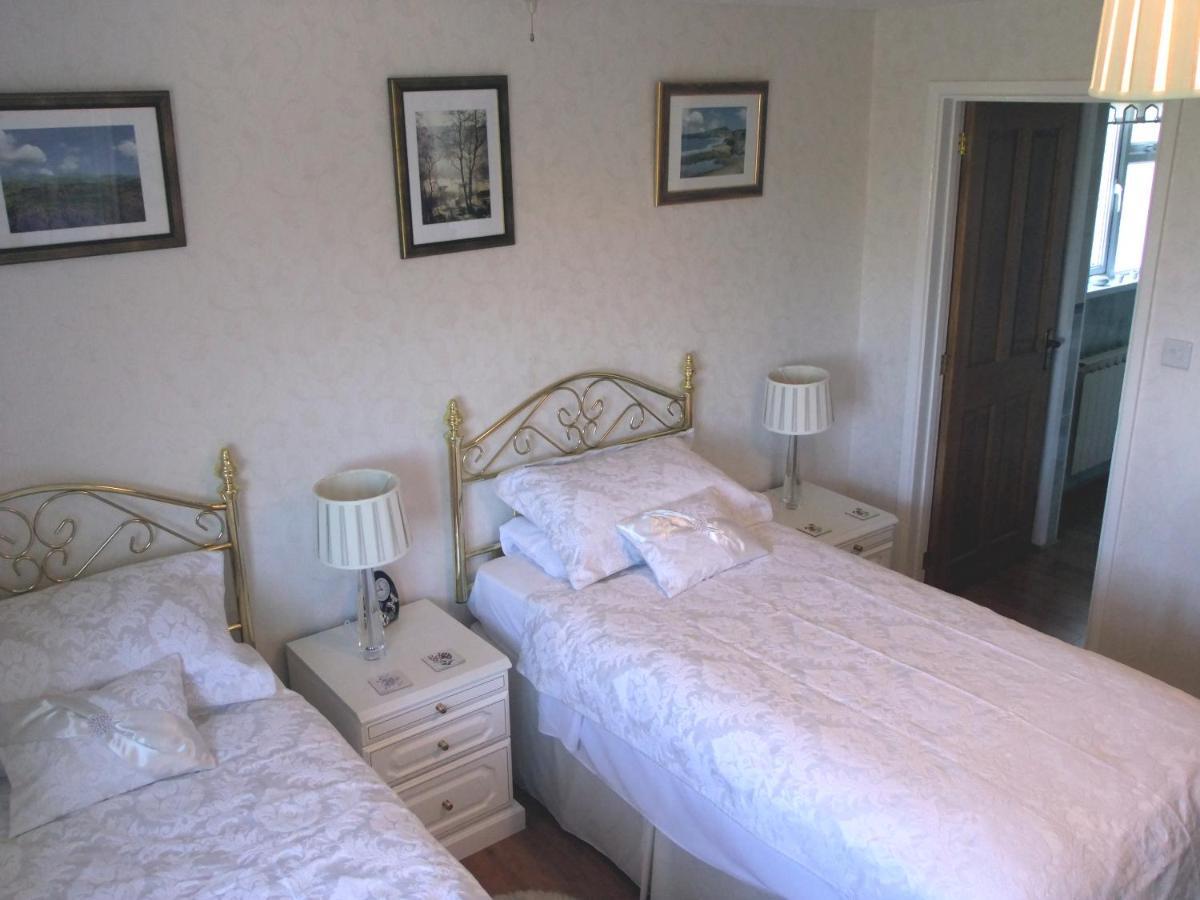 Bed and Breakfast Erw-Lon Farm Pontfaen Camera foto